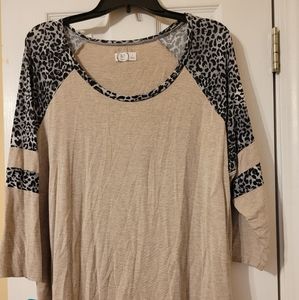 Size 1 maurices top